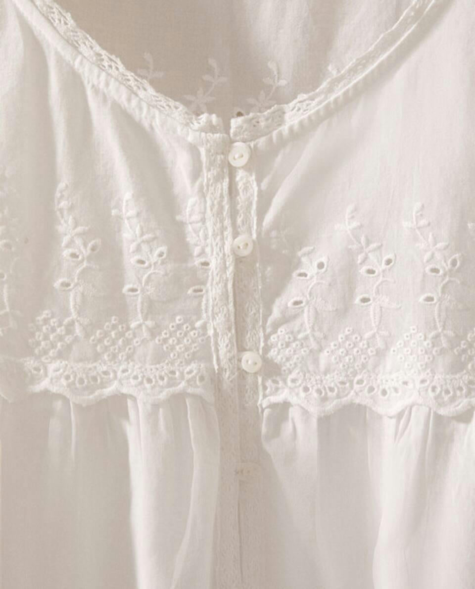 CAMISÓN DE ALGODÓN BORDADO