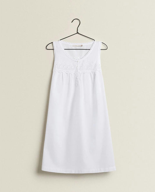 CAMISÓN DE ALGODÓN BORDADO 