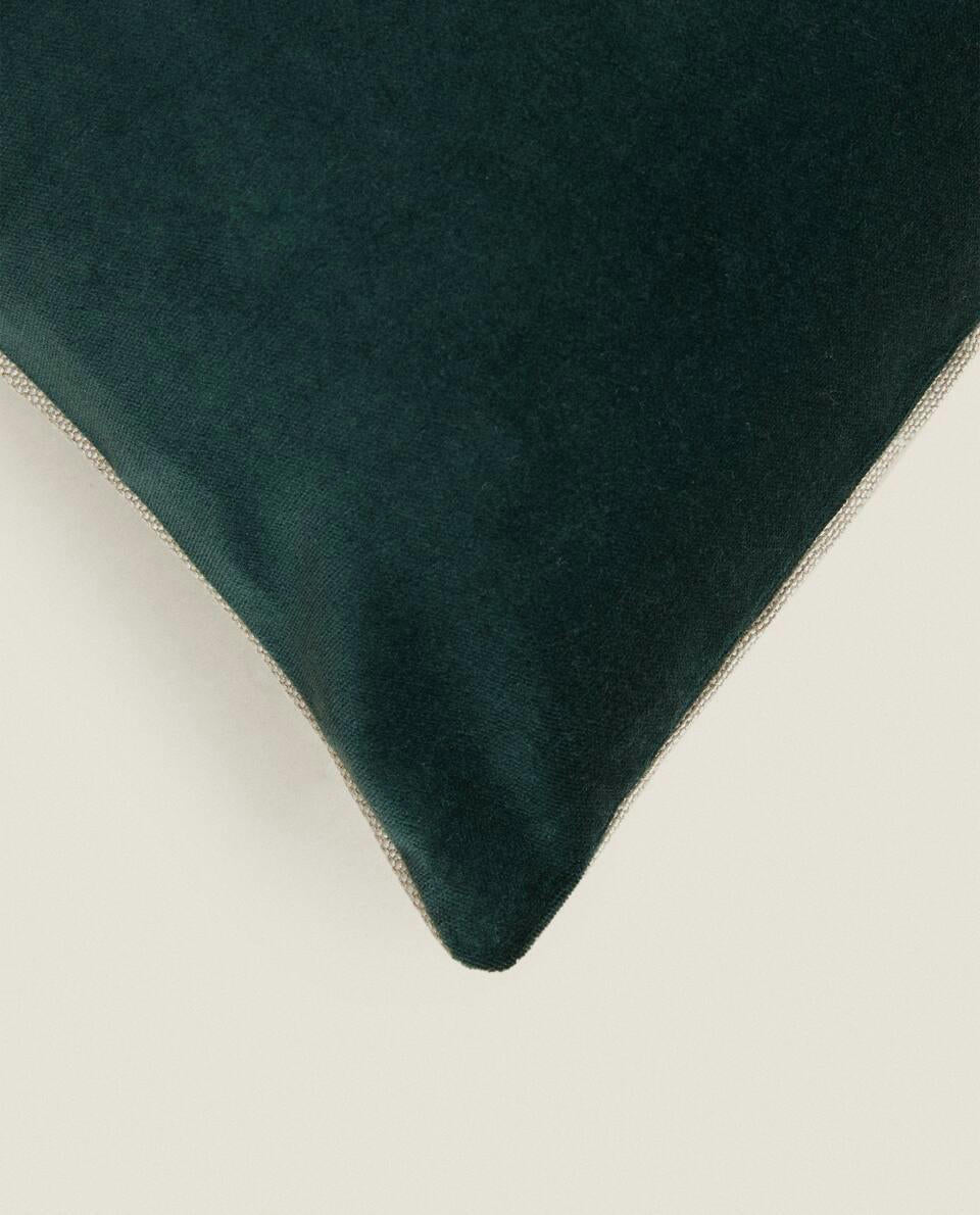 LINEN AND VELVET CUSHION COVER