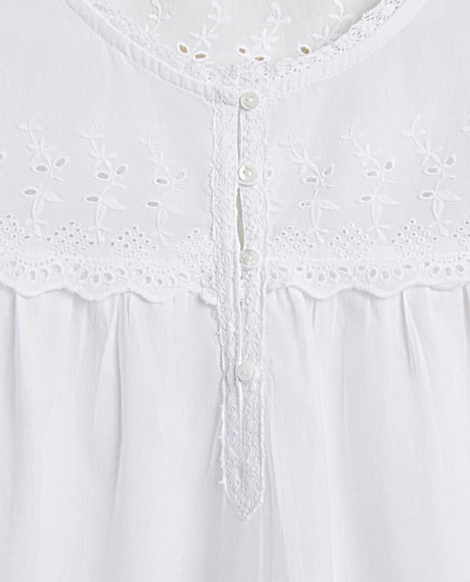 CAMISÓN DE ALGODÓN BORDADO 